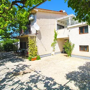  Apartment 606